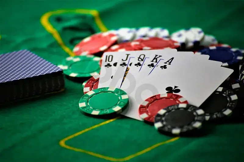 Thebes poker